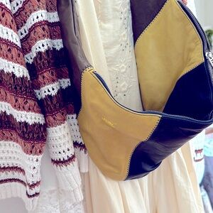 Elegant Yellow and Black Hobo Bag